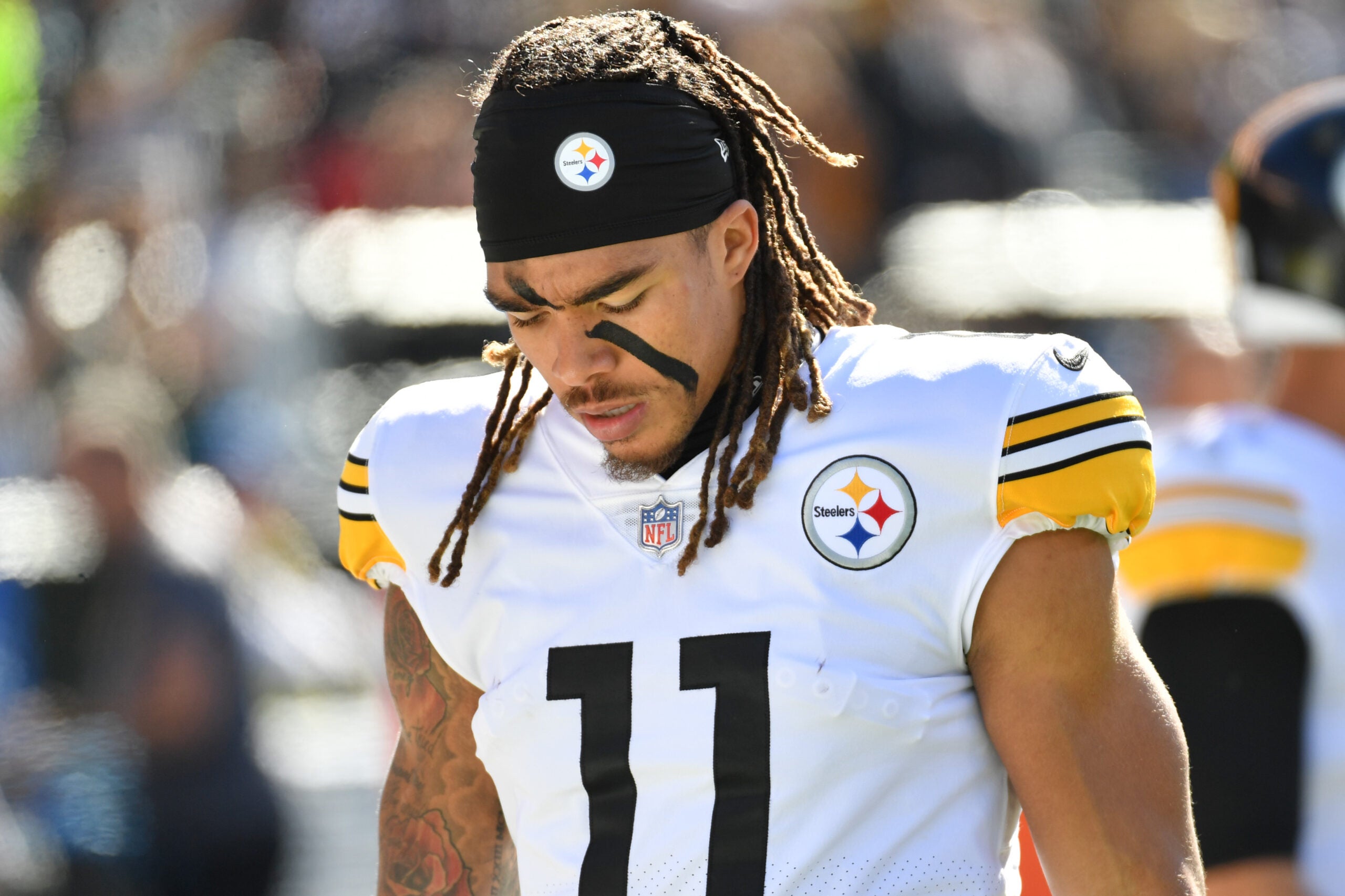 Oct 30, 2022; Philadelphia, Pennsylvania, USA; Pittsburgh Steelers wide receiver Chase Claypool (11) on the sidelines against the Philadelphia Eagles at Lincoln Financial Field.