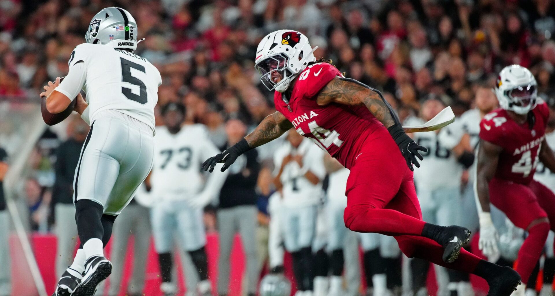 Texans Waived DE Xavier Thomas With Injury Designation