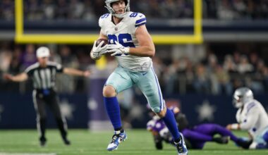 Dec 14, 2025; Arlington, Texas, USA; Dallas Cowboys tight end Luke Schoonmaker (86) runs after a catch during the second half against the Minnesota Vikings at AT&T Stadium.
