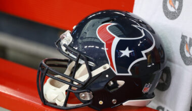 Texans Sign 12-Man UDFA Class