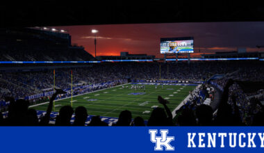 Five Student-Athletes Chosen to the Collegiate All-Commonwealth Football Team – UK Athletics