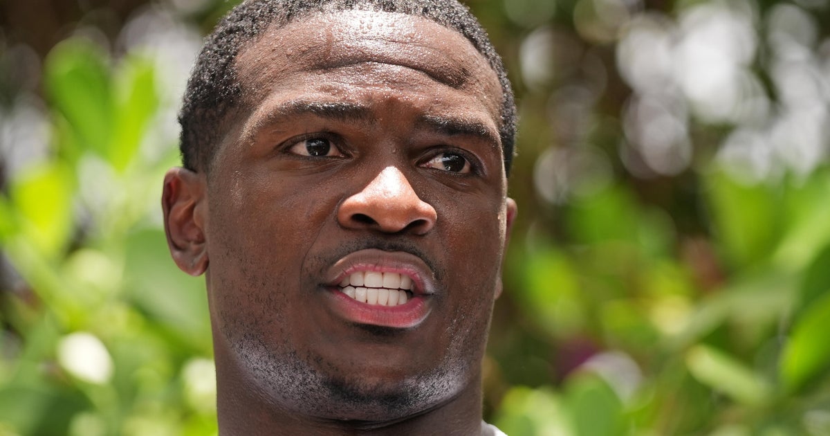Dolphins running back De'Von Achane is the highest paid player on the team after signing big contract extension
