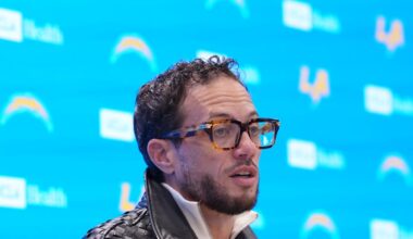 Reminder That Mike McDaniel Was Behind Chargers' Riskiest NFL Draft Pick