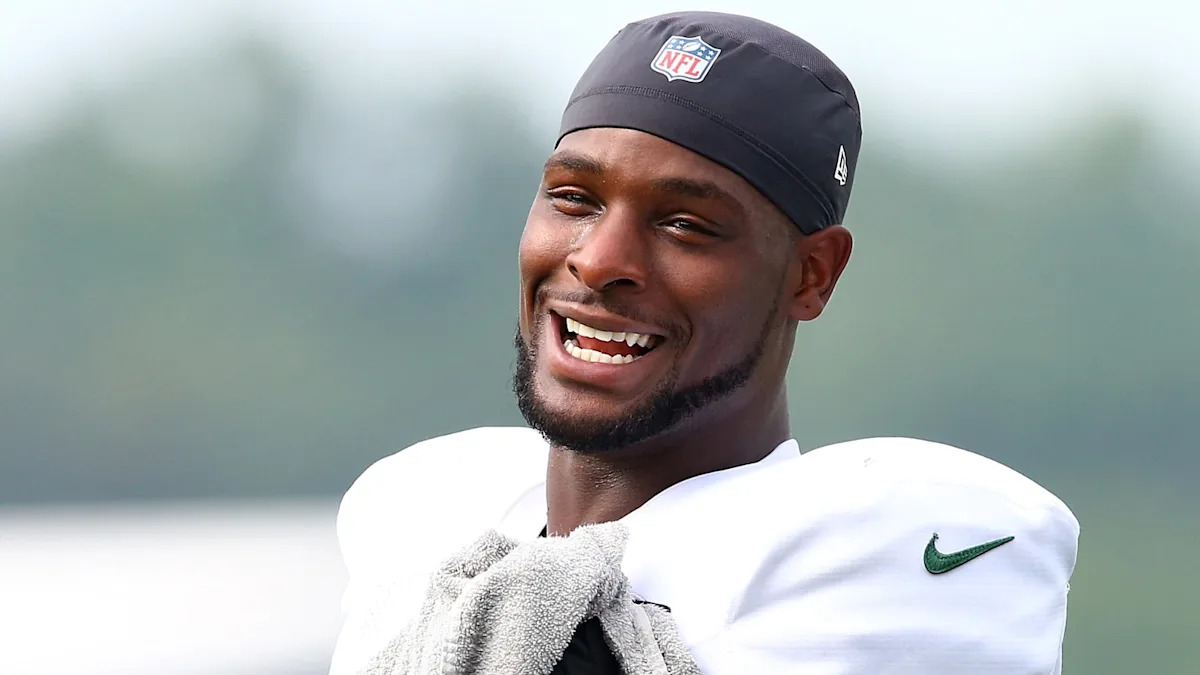 Le'Veon Bell Accuses Ex-Jets Coach Adam Gase Of Cocaine Use