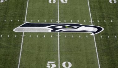 Seahawks may have found offensive line gem in Beau Stephens