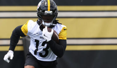 Rico Dowdle's mom predicted Steelers signing months before it happened