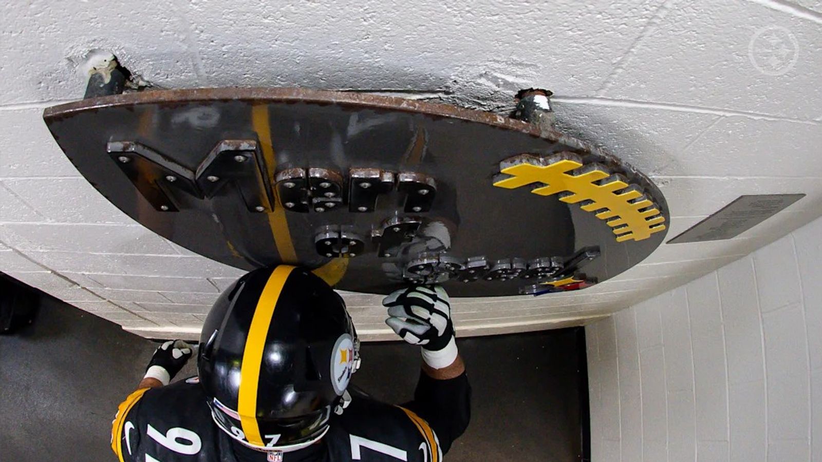 Steelers’ Cam Heyward Sends Eager Message To Art Rooney II