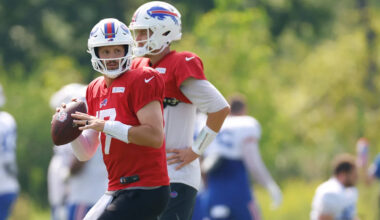 Watch Bills' DJ Moore catching first passes from Josh Allen at OTAs