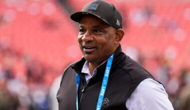 Detroit Lions division rival requests to interview assistant GM Ray Agnew