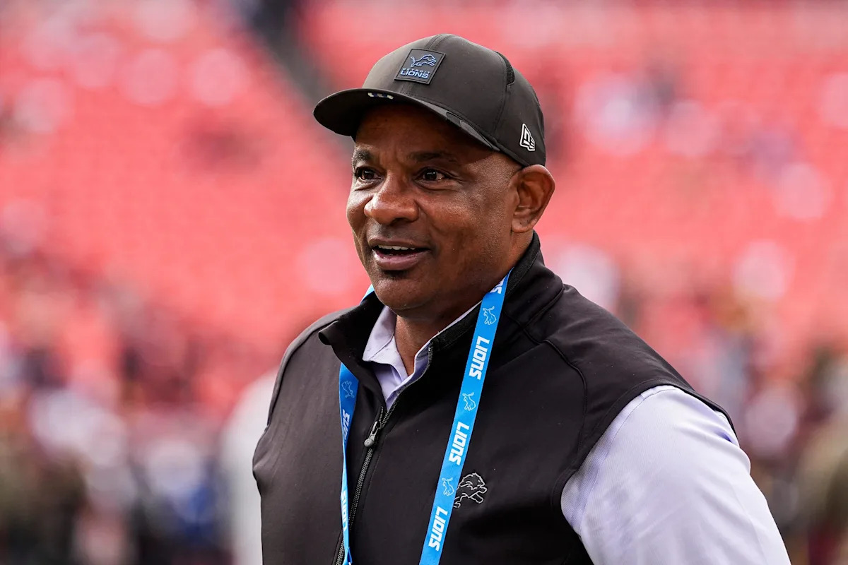 Detroit Lions division rival requests to interview assistant GM Ray Agnew