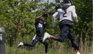 Zavion Thomas is already torching the Bears' first-team defense at OTAs - Ben Johnson may have found his next game-breaking weapon