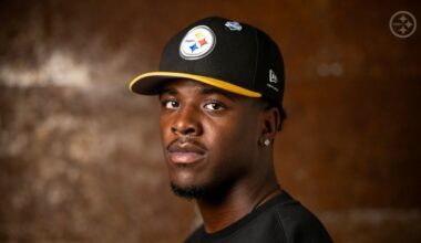Unofficial Move By The Steelers Proves To Be Bad News For 1 Polarizing Player