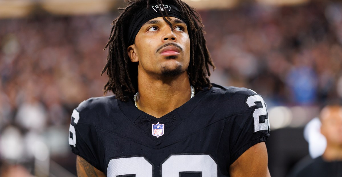 Raiders Mailbag: What’s Darien Porter’s outlook with Jermod McCoy in Las Vegas?