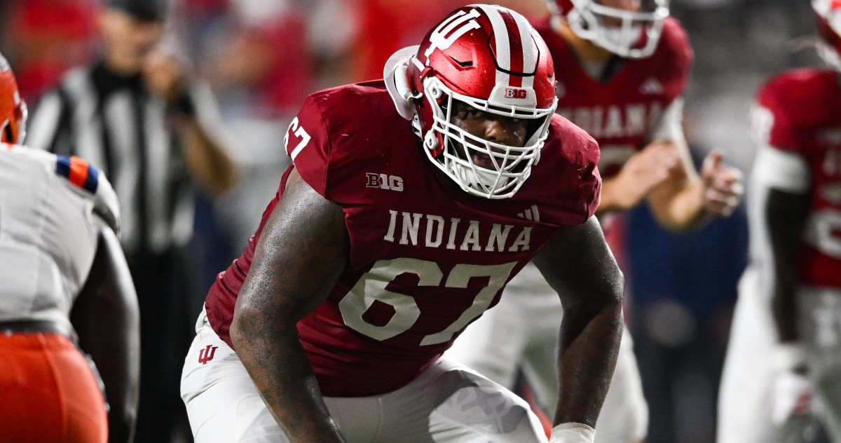 Chiefs waive three to sign trio of tryout players from rookie minicamp