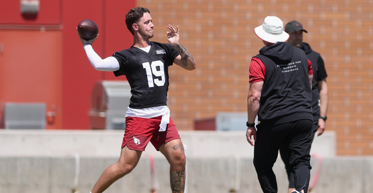 Browns fans should be rooting for these 9 young QBs in 2026