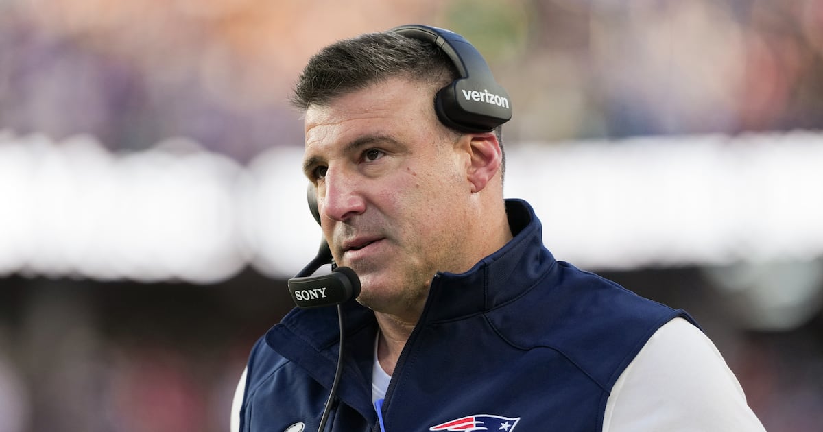 New England Patriots head coach Mike Vrabel to speak as team kicks off 2026 OTAs