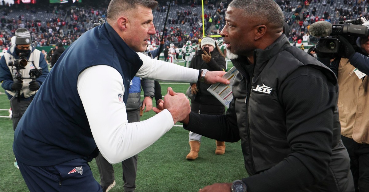 New York Jets Flight Connections 05/17/26