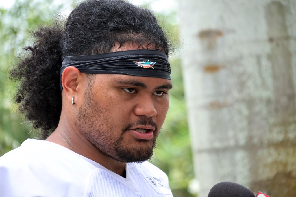 Dolphins' Jonah Savaiinaea finds comfort at right guard