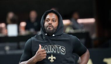 Oct 5, 2025; New Orleans, Louisiana, USA; New Orleans Saints defensive end Cameron Jordan (94) warms up prior to the game against the New York Giants at Caesars Superdome. Mandatory Credit: Matthew Hinton-Imagn Images
