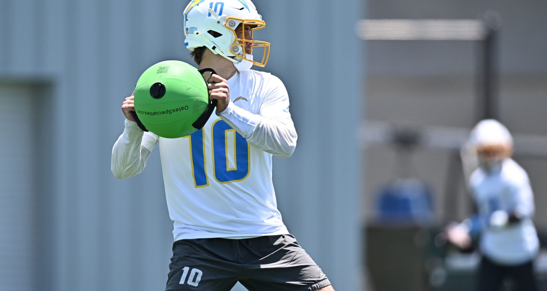 Chargers' Justin Herbert adjusting footwork during offseason program