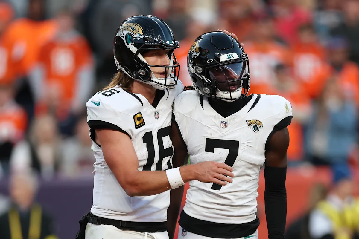 Big question facing Jaguars quarterback position heading into minicamp