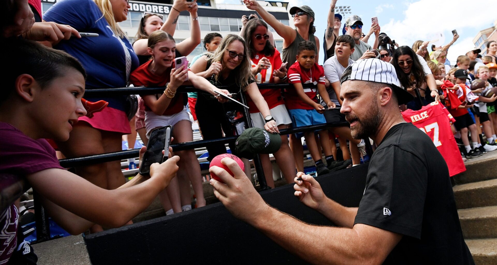 Kyle Pitts' extension takes 2027 option off the table for the Kansas City Chiefs, but plenty of paths remain at tight end
