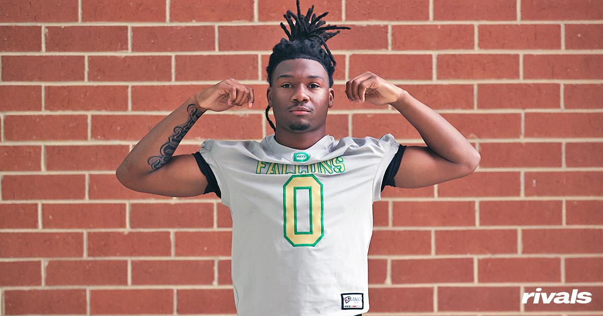 Iveon Lewis_TW-5987