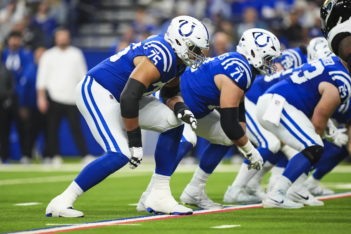Colts training camp battle early preview: Right Tackle