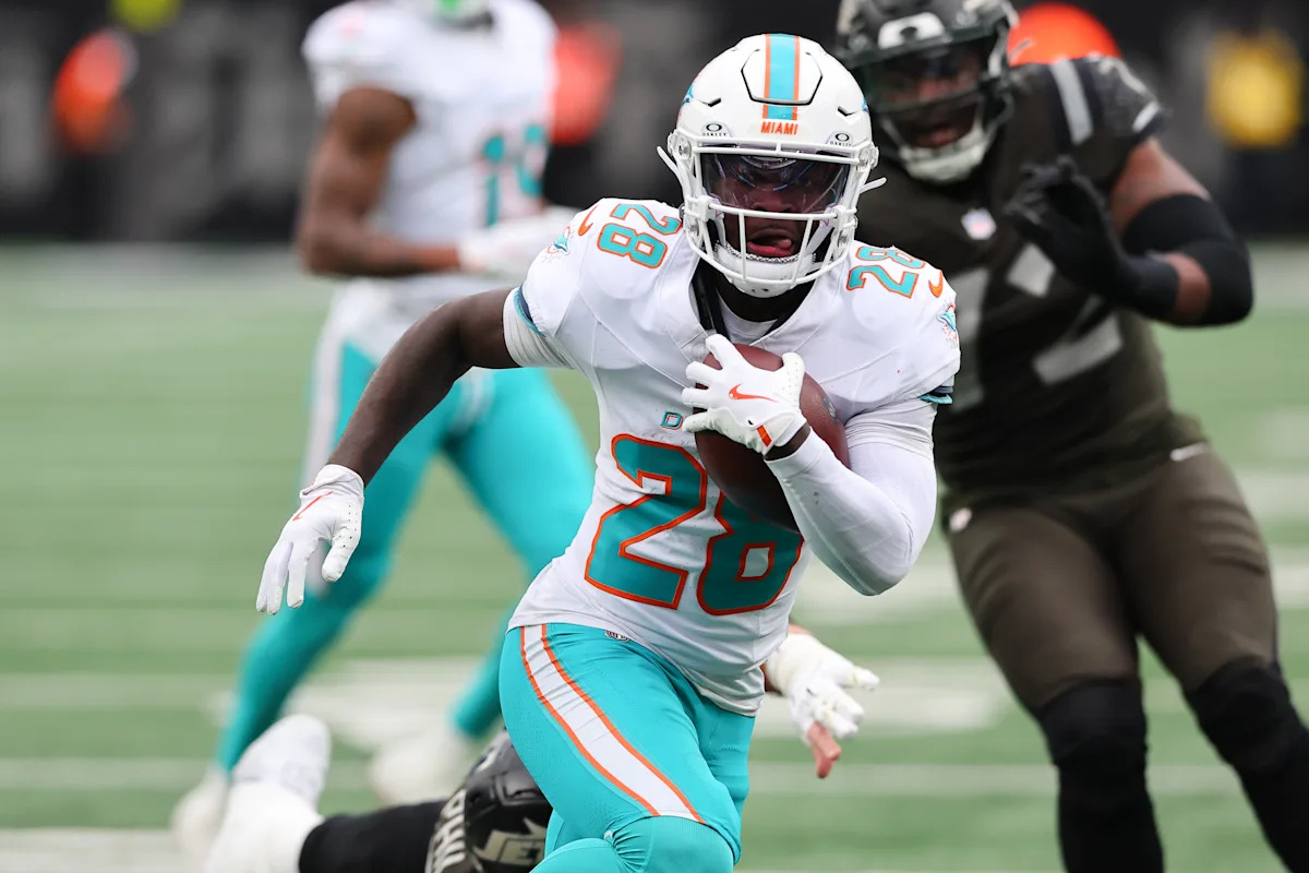 Could De’Von Achane join elite company – The Splash Zone 6/1/26