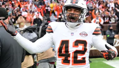 Bears sign UFL linebacker Tony Fields II