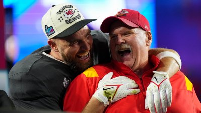 Chiefs Coach Andy Reid Is Glad Travis Kelce Has Found Somebody He Likes in Taylor Swift 010