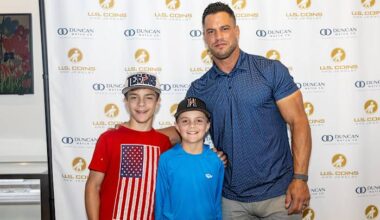Brian Cushing sees ‘tremendous, legit’ Texans defense, DeMeco Ryans ‘authentic passion’ perhaps Super Bowl soon