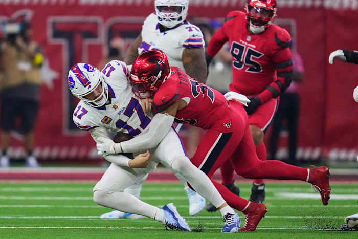 How Texans linebacker Henry To’oTo’o approaches fourth NFL season, leadership role: ‘Not a lot of guys make it this far’