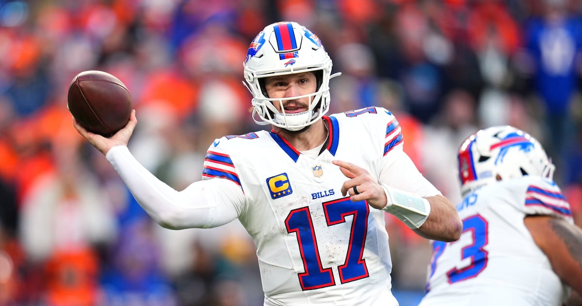 Quarterback questions for 32 NFL teams: Contracts, injuries