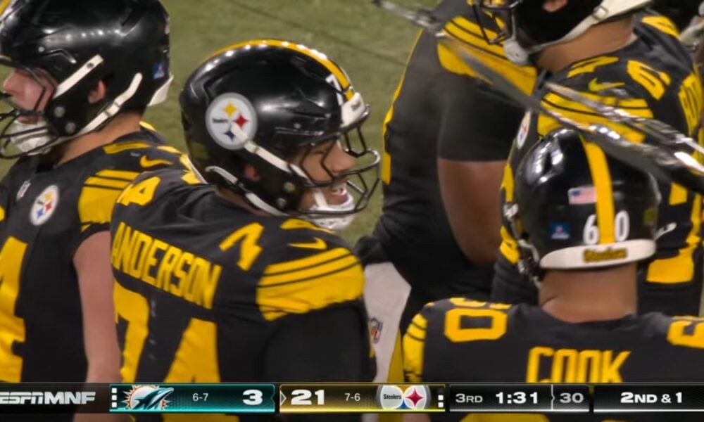 Former Steelers Believe Spencer Anderson In 'Pole Position' To Start, Explain How Gennings Dunker Can Win