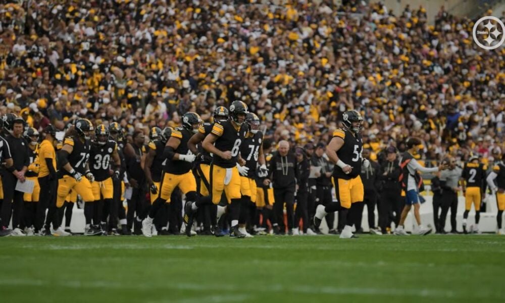 Pat Freiermuth Predicts 'Very Successful Year' With Talented New Offense