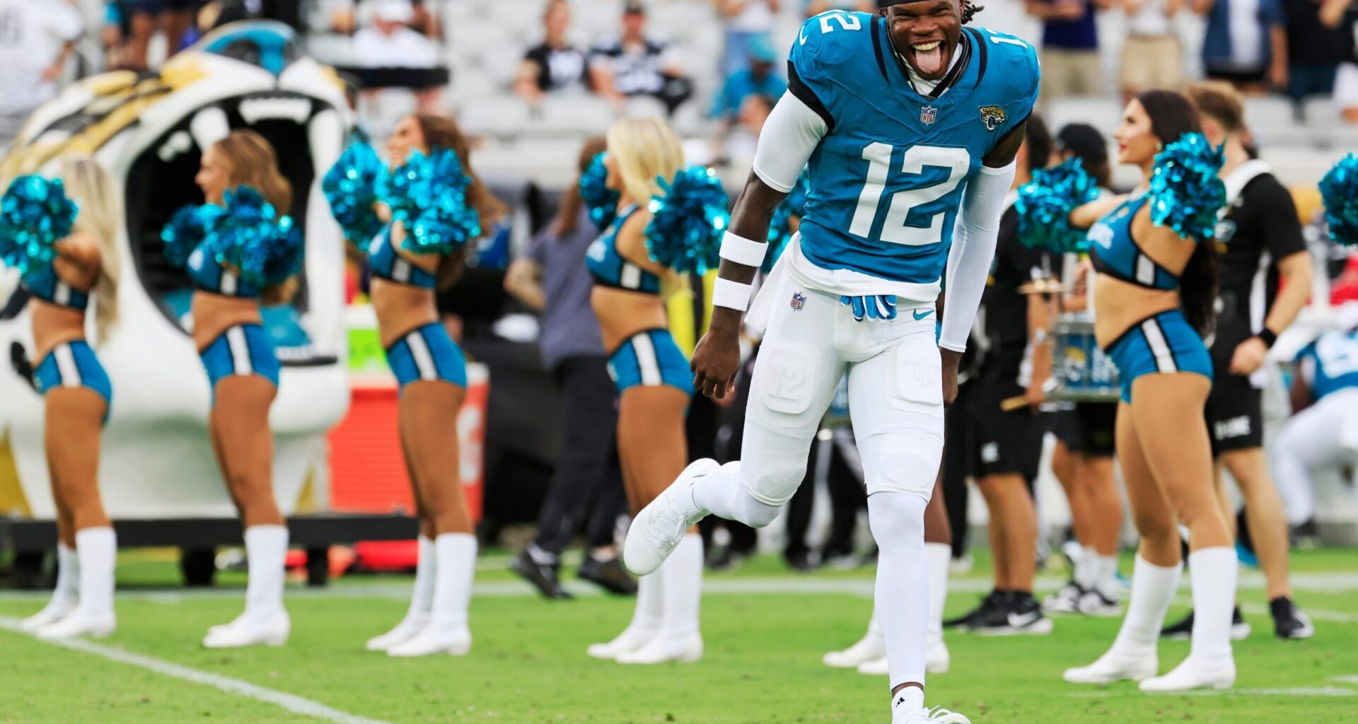 AFC Notes: Travis Hunter, C.J. Stroud, Jaguars, Texans, Titans