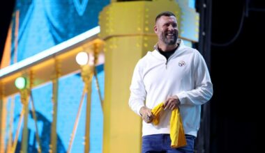 Steelers great Ben Roethlisberger says Ravens are 'falling apart' and Super Bowl window 'has closed'