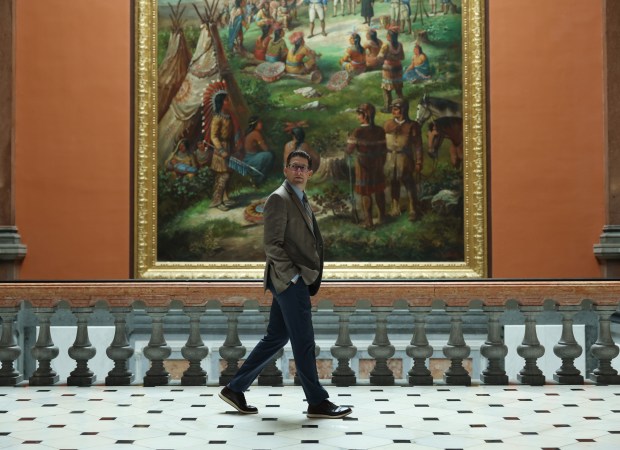 Scott Hagel, senior vice president of public and governmental affairs for the Chicago Bears, waits outside the Senate and House chambers during the spring legislative session at the State Capitol on May 30, 2026, in Springfield. (John J. Kim/Chicago Tribune)