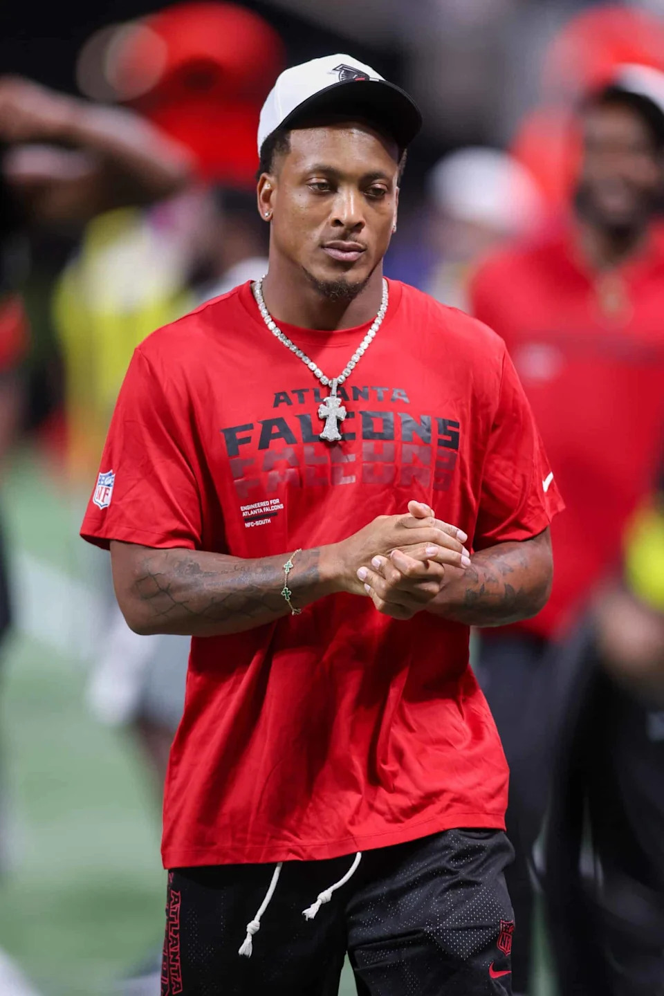 Atlanta Falcons, Mike Hughes, NFL