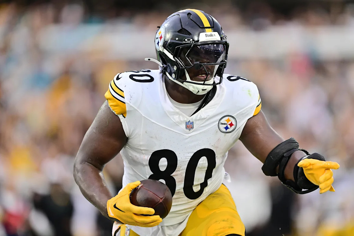 Steelers sign TE Darnell Washington to $42 million extension