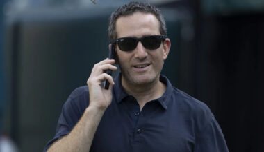 Eagles called Panthers about trading up to No. 19 in the 2026 NFL Draft