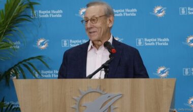 REPORT: Daniel Sillman Is Now Running the Dolphins as Ross Takes a Step Back