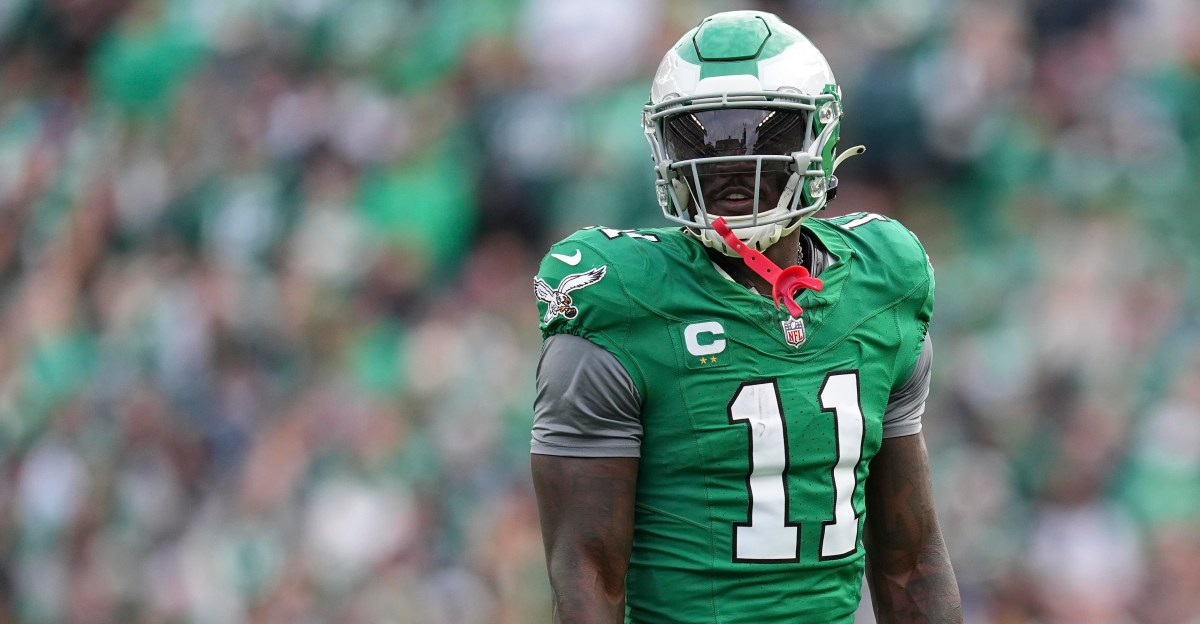 Contract details for Patriots trade acquisition A.J. Brown