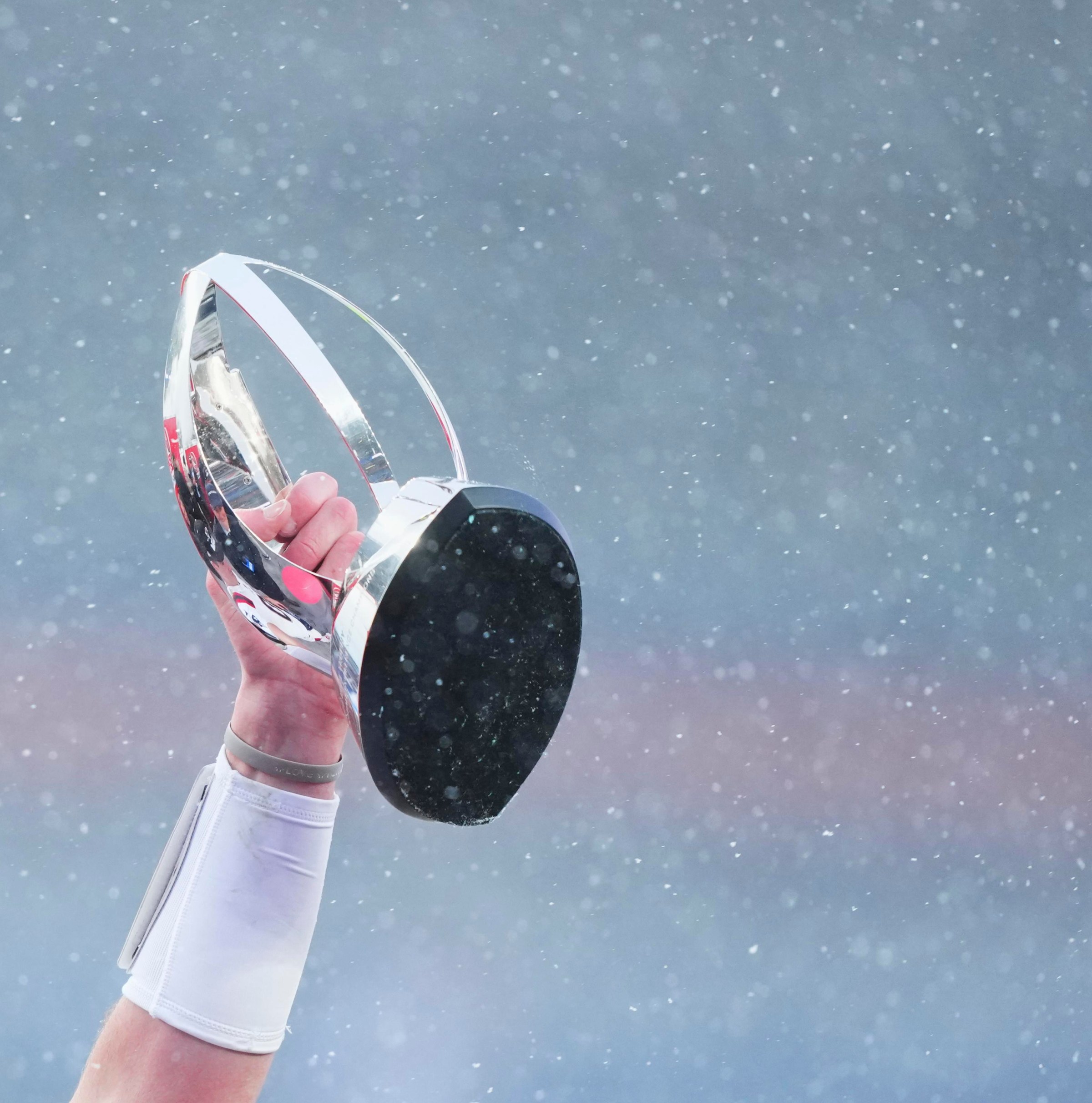 Patriots links 6/02/26: What can Brown do for Pats? Fit, grades, analysis