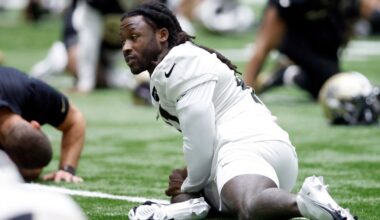 Saints RB Alvin Kamara makes surprise OTA appearance