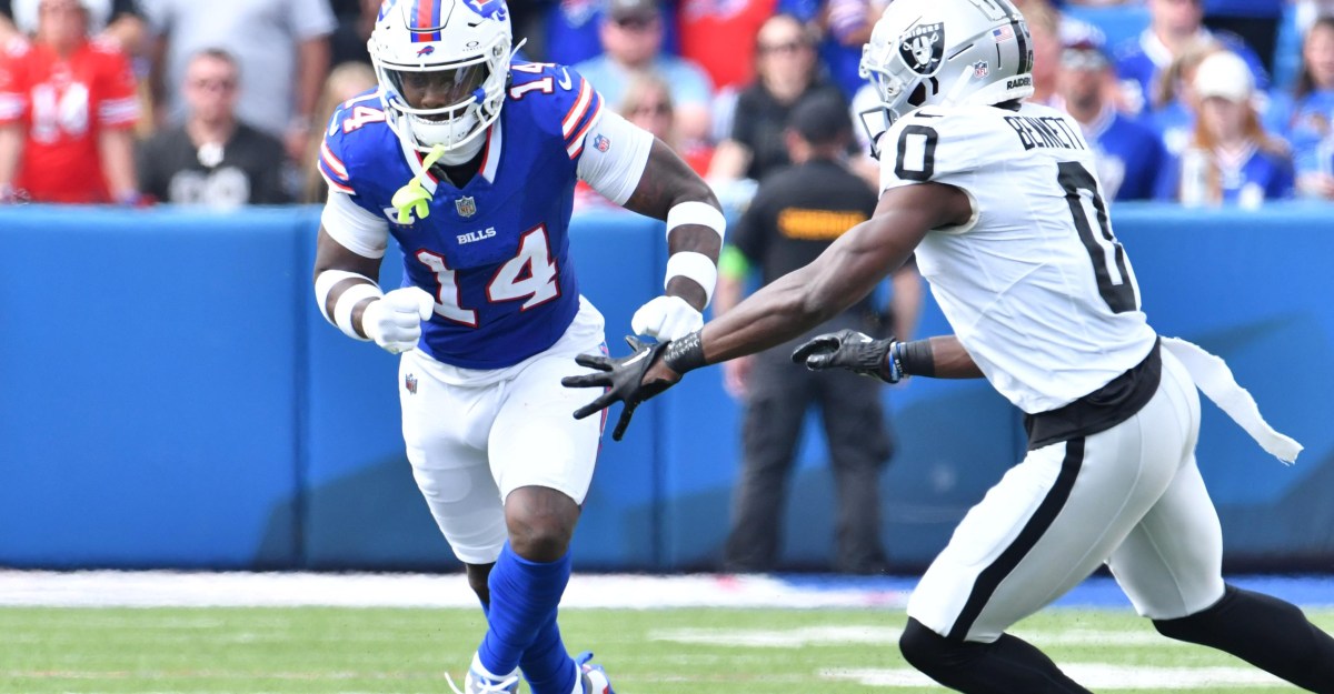 Raiders News: Stefon Diggs named ‘no-brainer’ late free agency signing