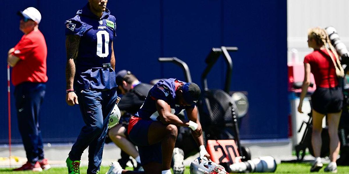 Christian Gonzalez, Kayshon Boutte address their future with Patriots
