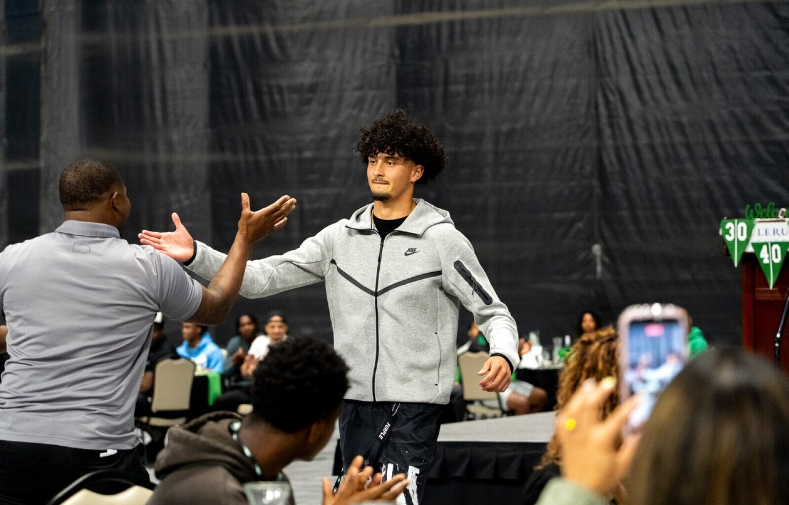 UND football hits Texas for wide receiver commitment - Grand Forks Herald