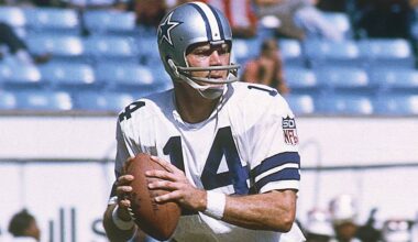 Former Dallas Cowboys quarterback Craig Morton